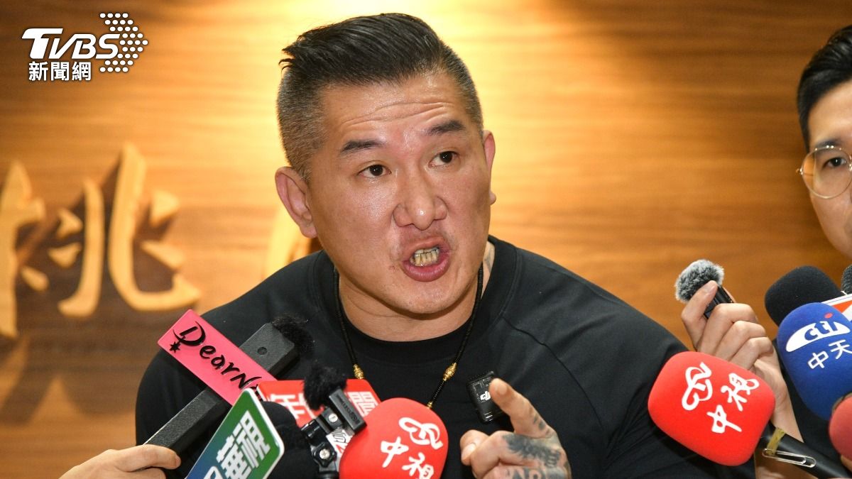館長結束上海行返台 內行網紅保守估「YT最少進帳500萬」