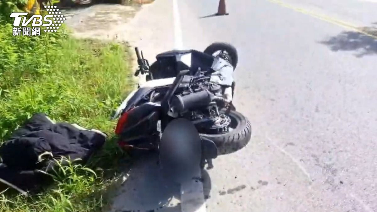 無照騎車衝電桿!花蓮18歲少年自撞 滑行數十公尺送醫不治