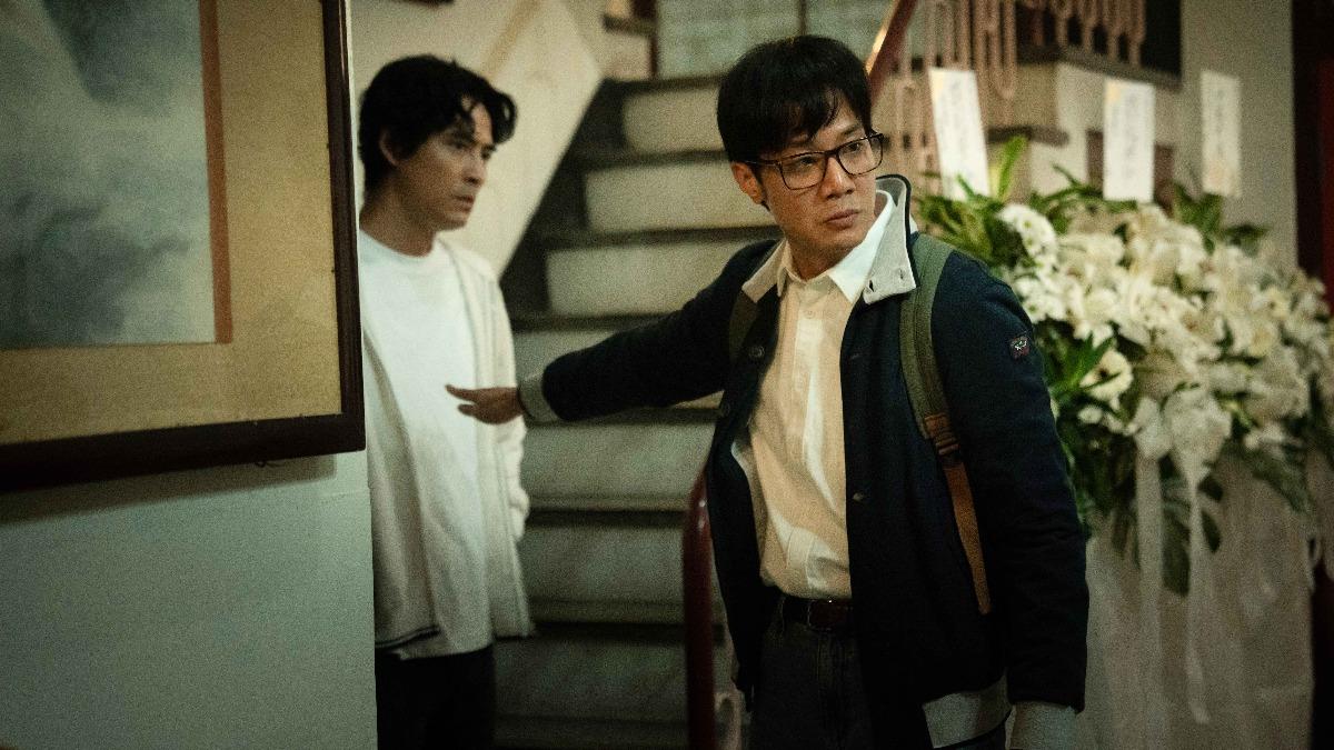 周渝民(左)、薛仕凌藉數位科技「減齡特效」。(圖/CATCHPLAY+、公視、大慕可可提供)