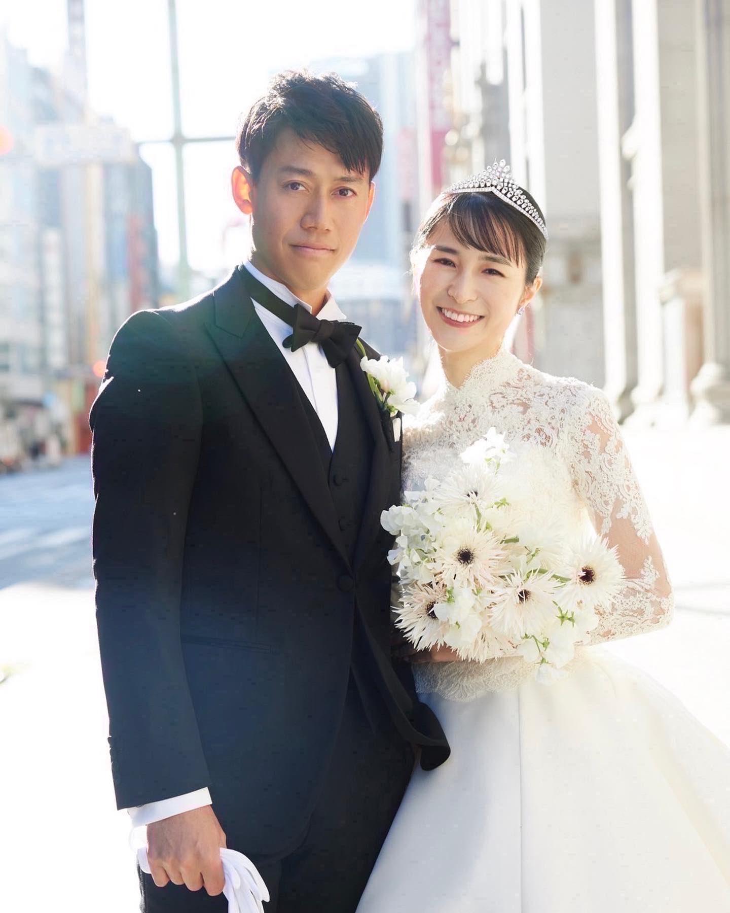 錦織圭2022年12月正式跟觀月亞子舉辦婚禮，未料當時已在偷吃。（圖／翻攝自錦織圭推特）