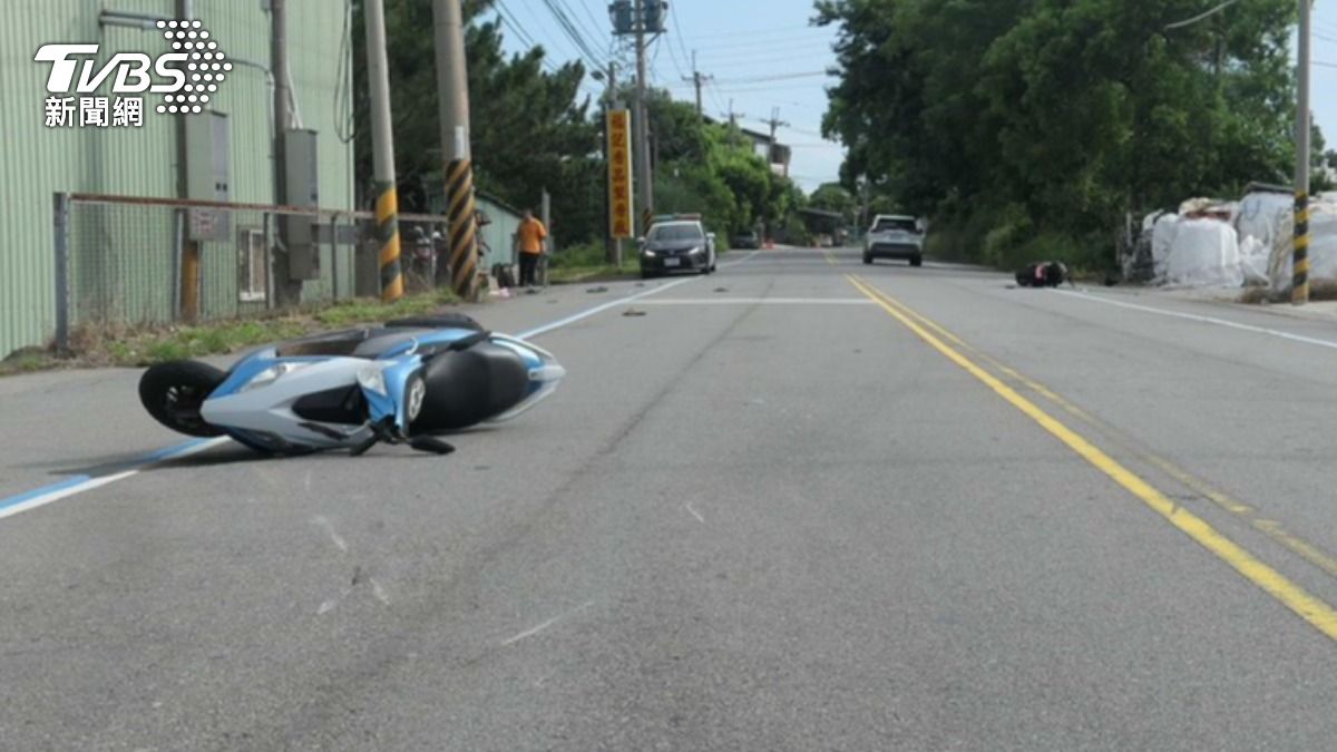 快訊/台中沙鹿死亡車禍!逆向重機撞上違規左轉車 47歲男騎士亡
