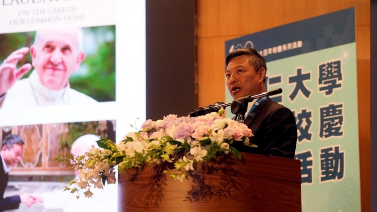 輔大藍易振校長表示，2030年將輔大打造成碳中和生態大學校園，並與新北市政府攜手共築塭仔圳大學城。（圖／輔大提供）