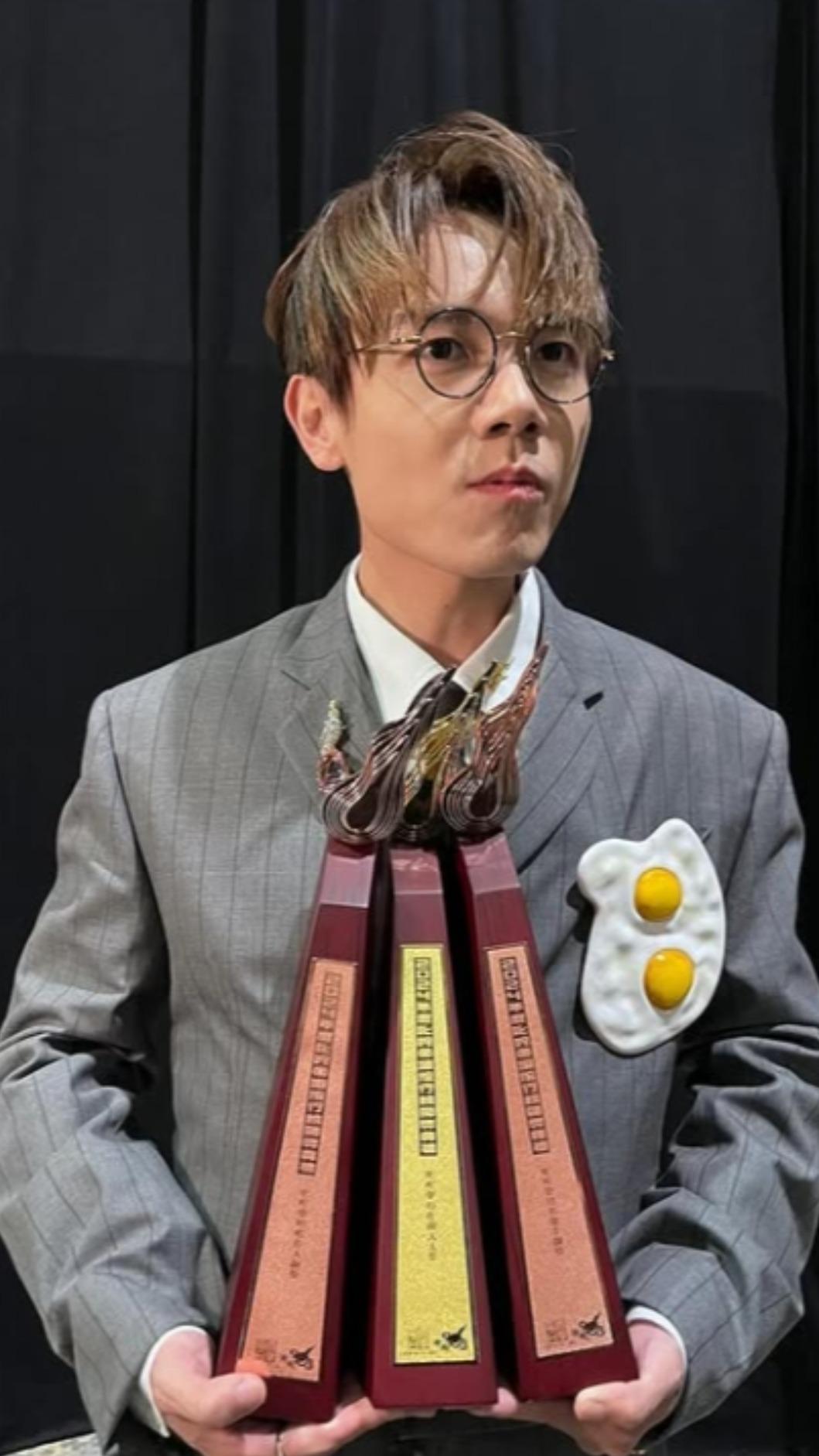 香港歌手林家謙問鼎金曲華語歌王。(圖/翻攝林家謙IG)