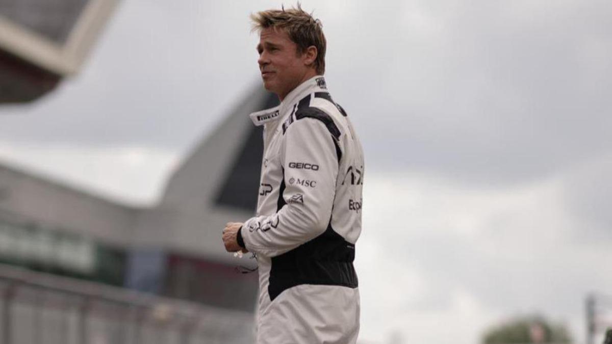 布萊德彼特主演《F1電影》挑戰極限。(圖/華納兄弟提供)