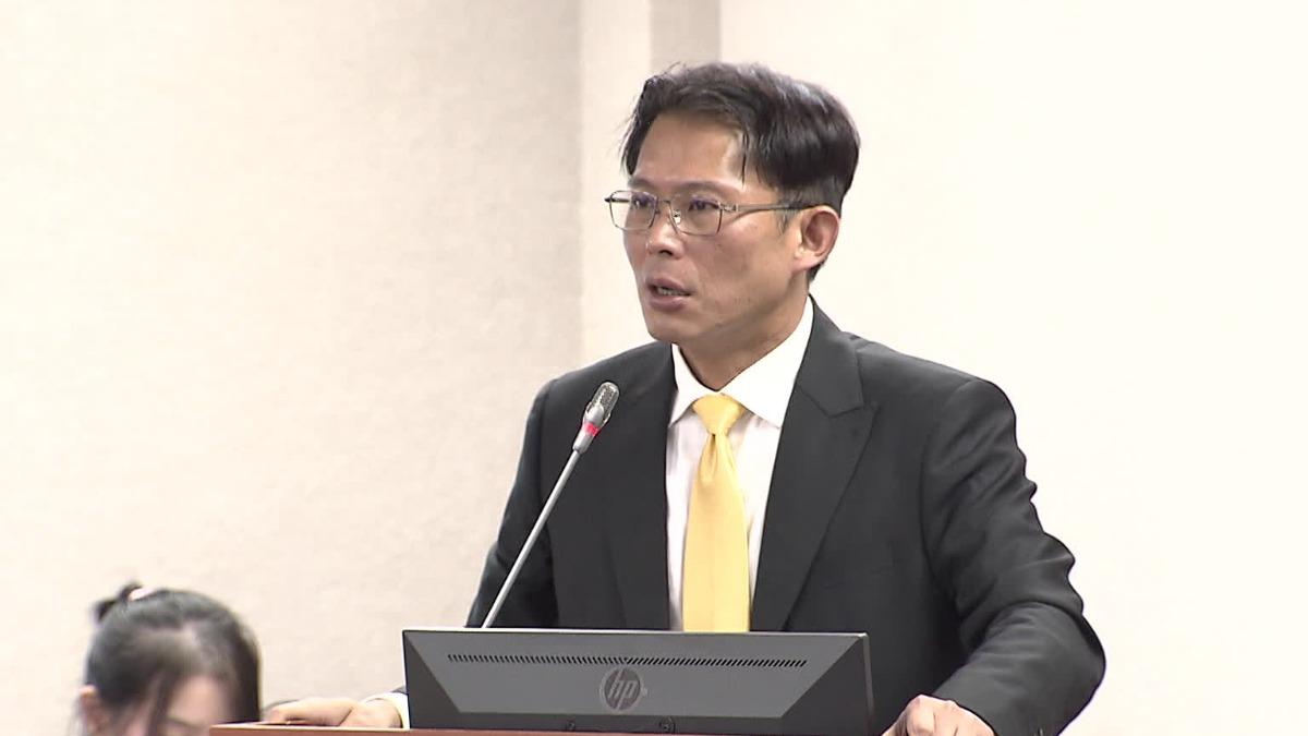播放女檢偵訊朱亞虎「示範帶」 黃國昌列偽造文書案被告