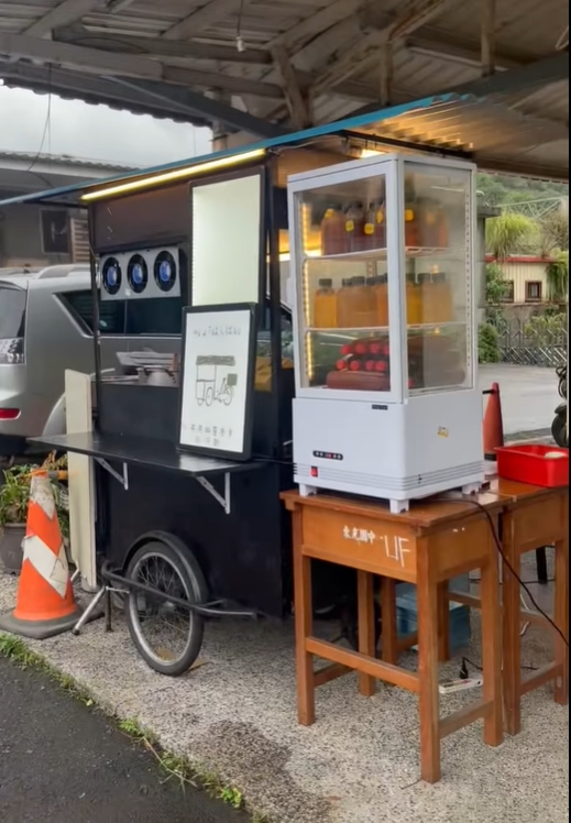 蘇澳幽靈餐車-蘇澳幽靈餐車泡麵-蘇澳幽靈餐車統戰-統戰手法-出征餐車