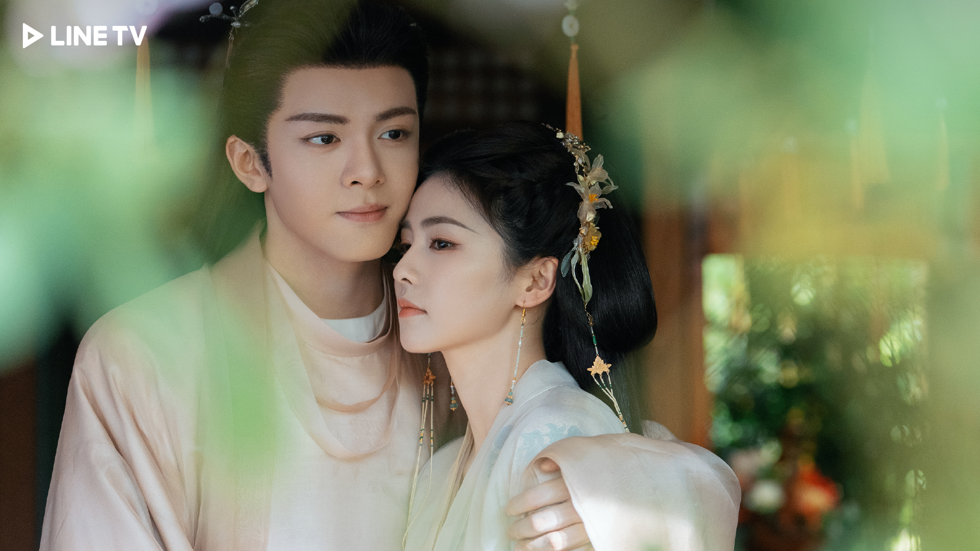 白鹿、曾舜晞主演的《臨江仙》以「三生三離」為主軸。(圖/LINE TV提供)