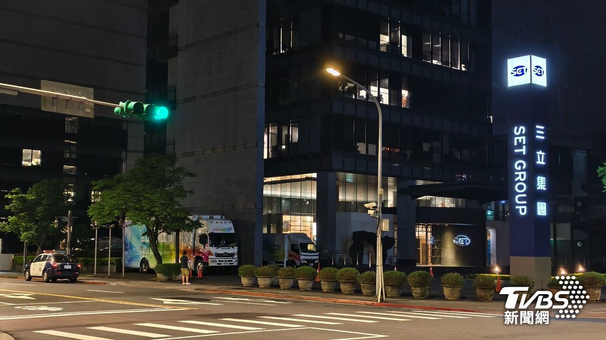 李正皓表示，三立電視台附近有許多監視器，加上現場遺留的辣椒水上可能有嫌犯的指紋，相信警方很快就能查明真相。（圖／陳冠宇攝）