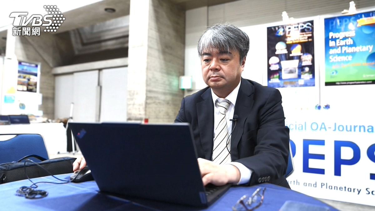 荒木英一郎是日本「南海海槽周邊地震審議會」的一員。(圖/陳宥翔攝)