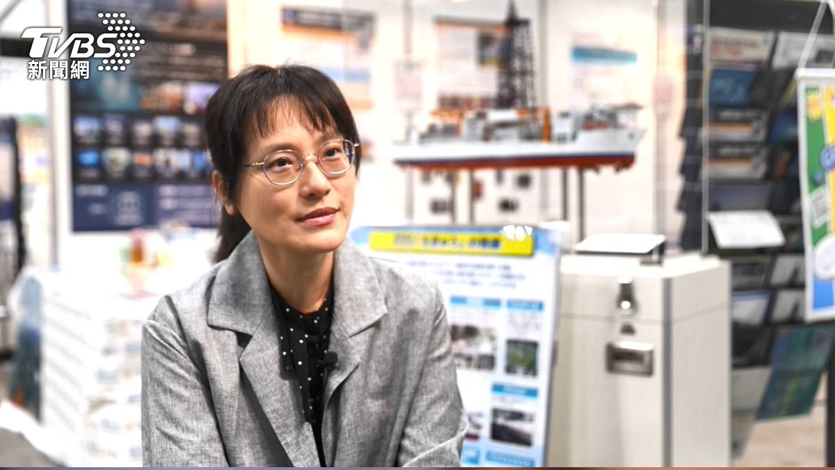 專長研究海底地質的熊衎昕說,南海海槽地震引發海嘯,不至於影響臺灣。(圖/陳宥翔攝)