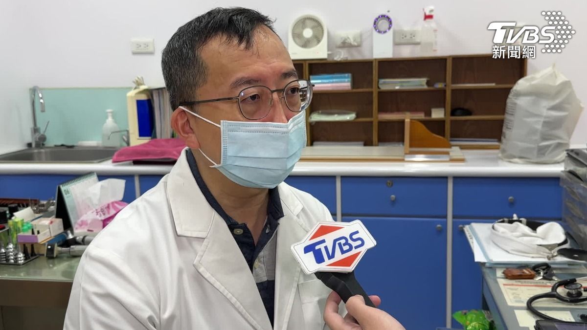 腸病毒肆虐 診所兒科醫師羅源彰提醒民眾小心(圖/TVBS)