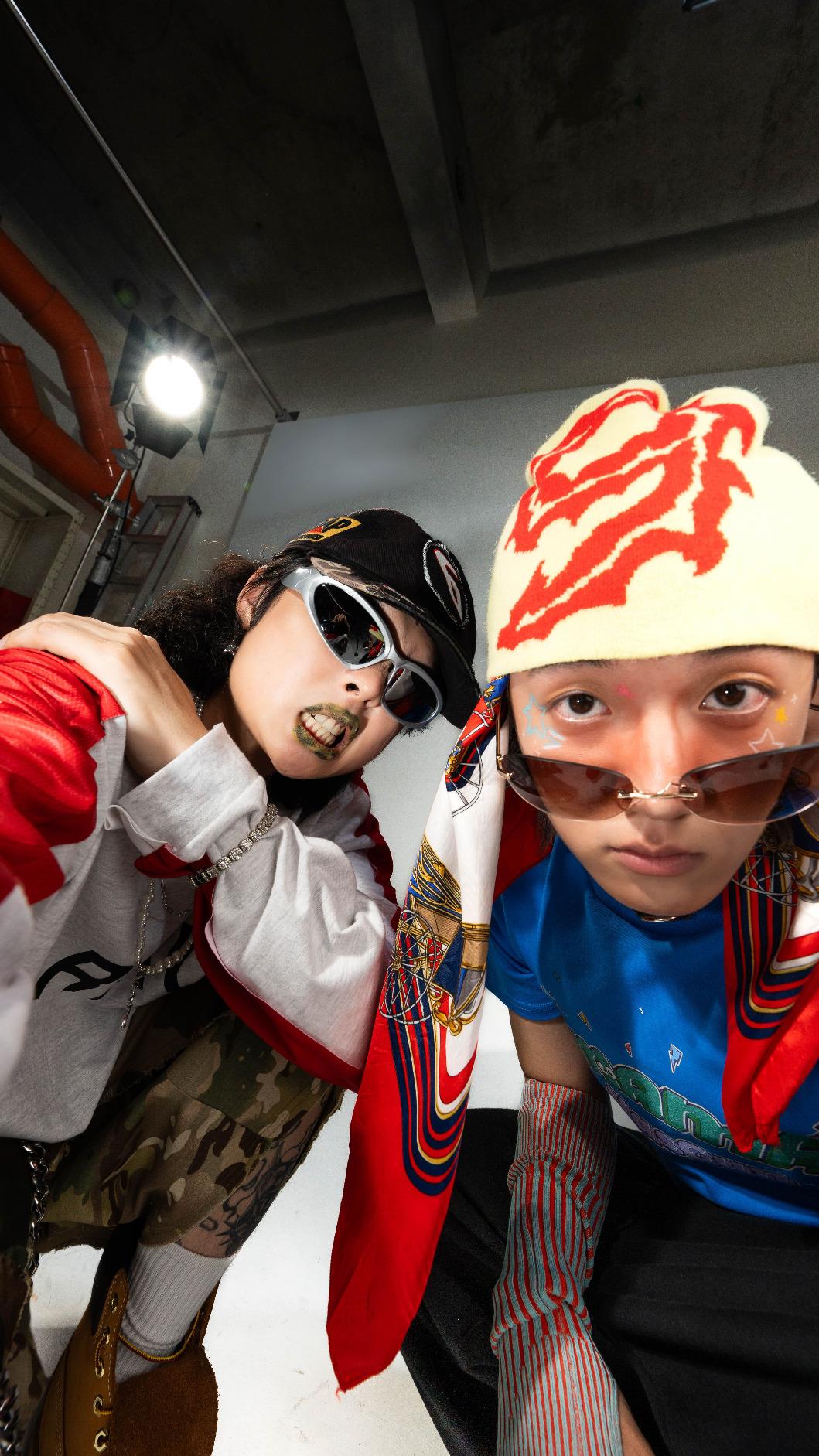 Quanzo（右）和O.Dkizzya去年底當起室友，音樂更是一拍即合。（圖／Quanzo & O.Dkizzya提供）