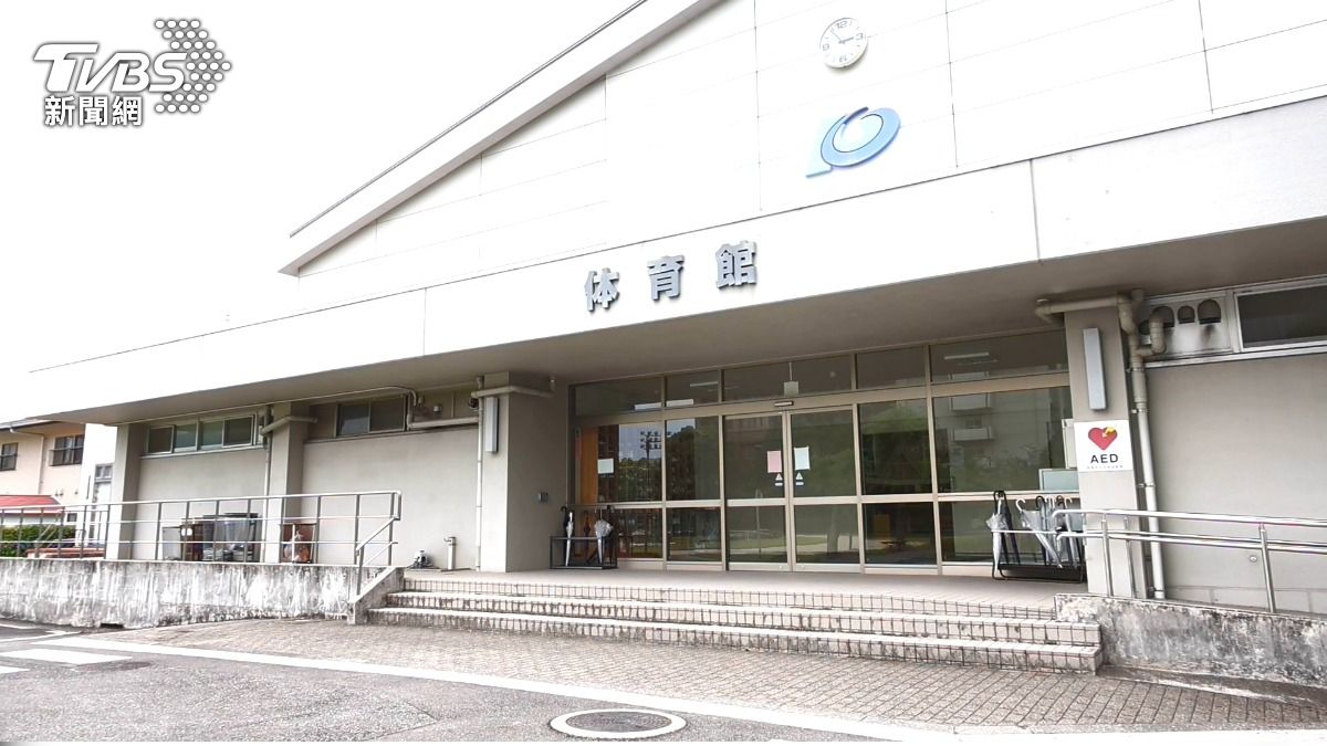 高知大學體育館，也是高知市指定的海嘯避難設施。(圖／陳宥翔攝)
