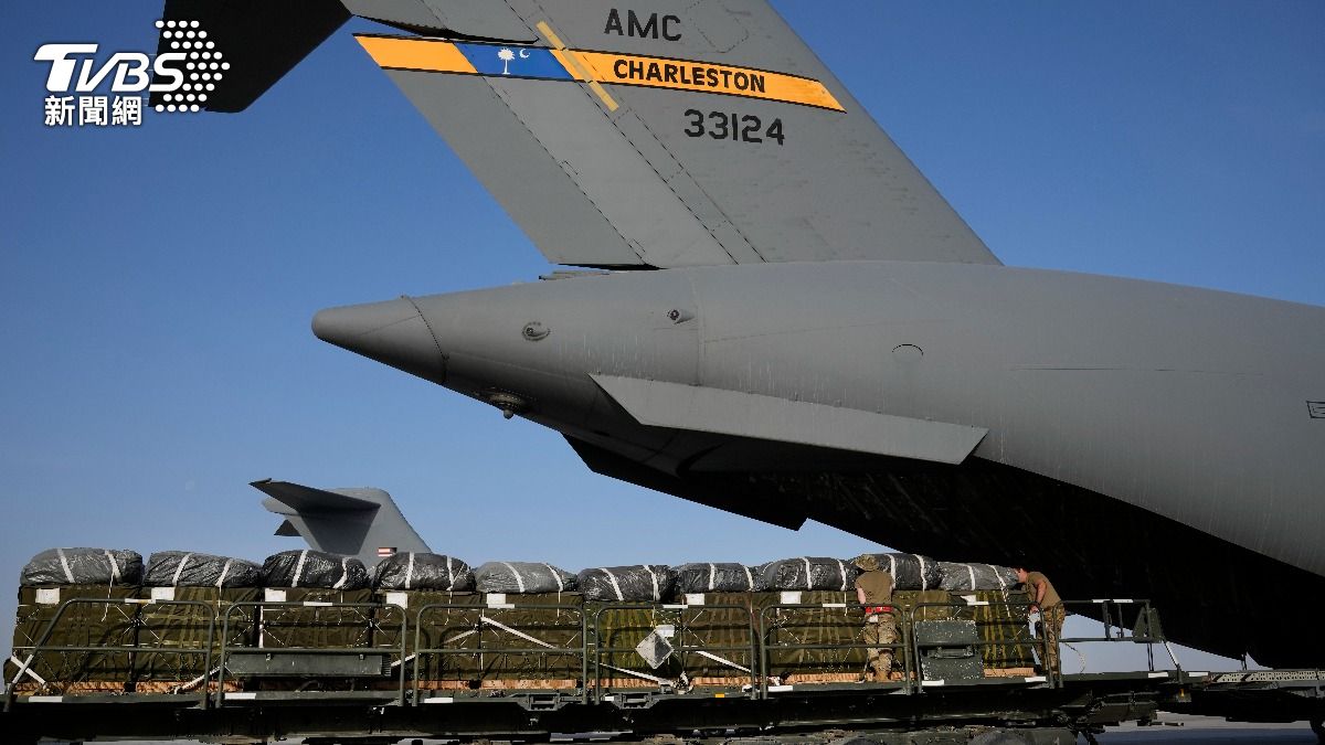 美國烏代德空軍基地(Al Udeid Air Base)。(圖/達志影像美聯社)