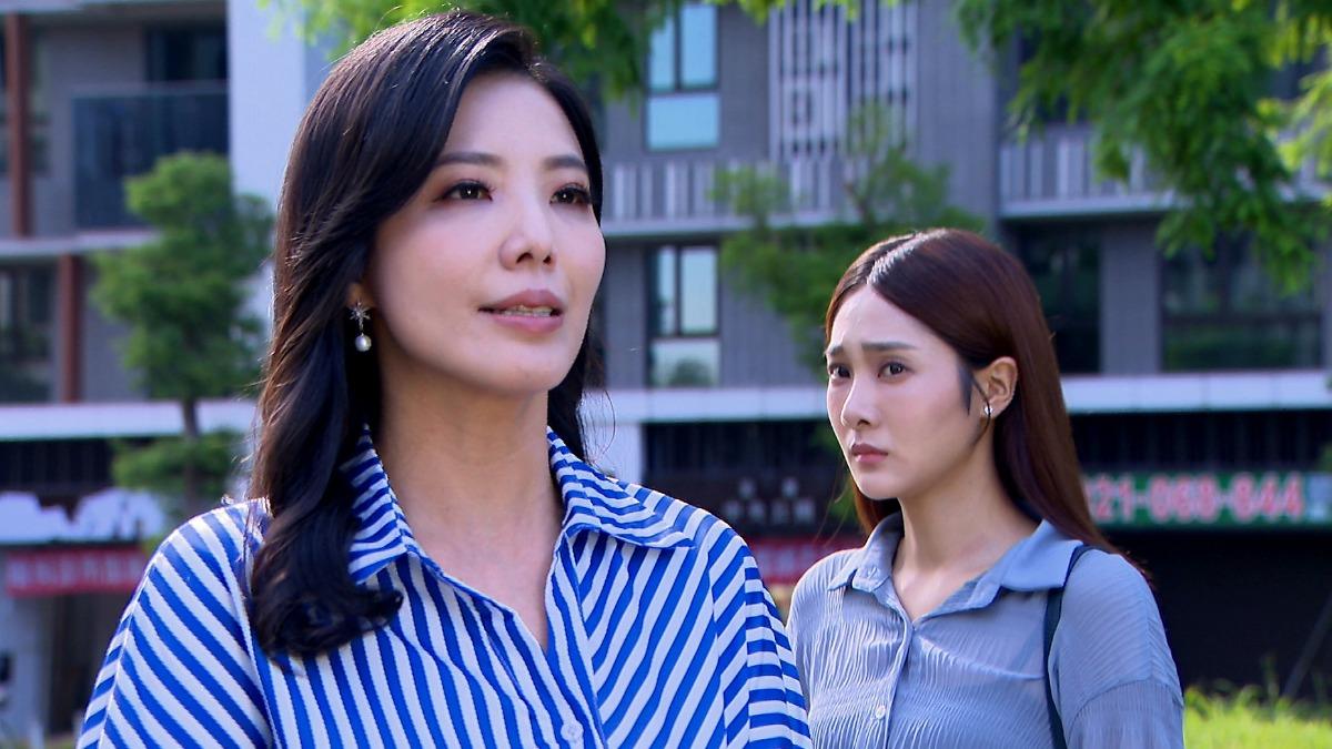 《願望》葉華(左)助邱子芯重見光明。(圖/三立提供)