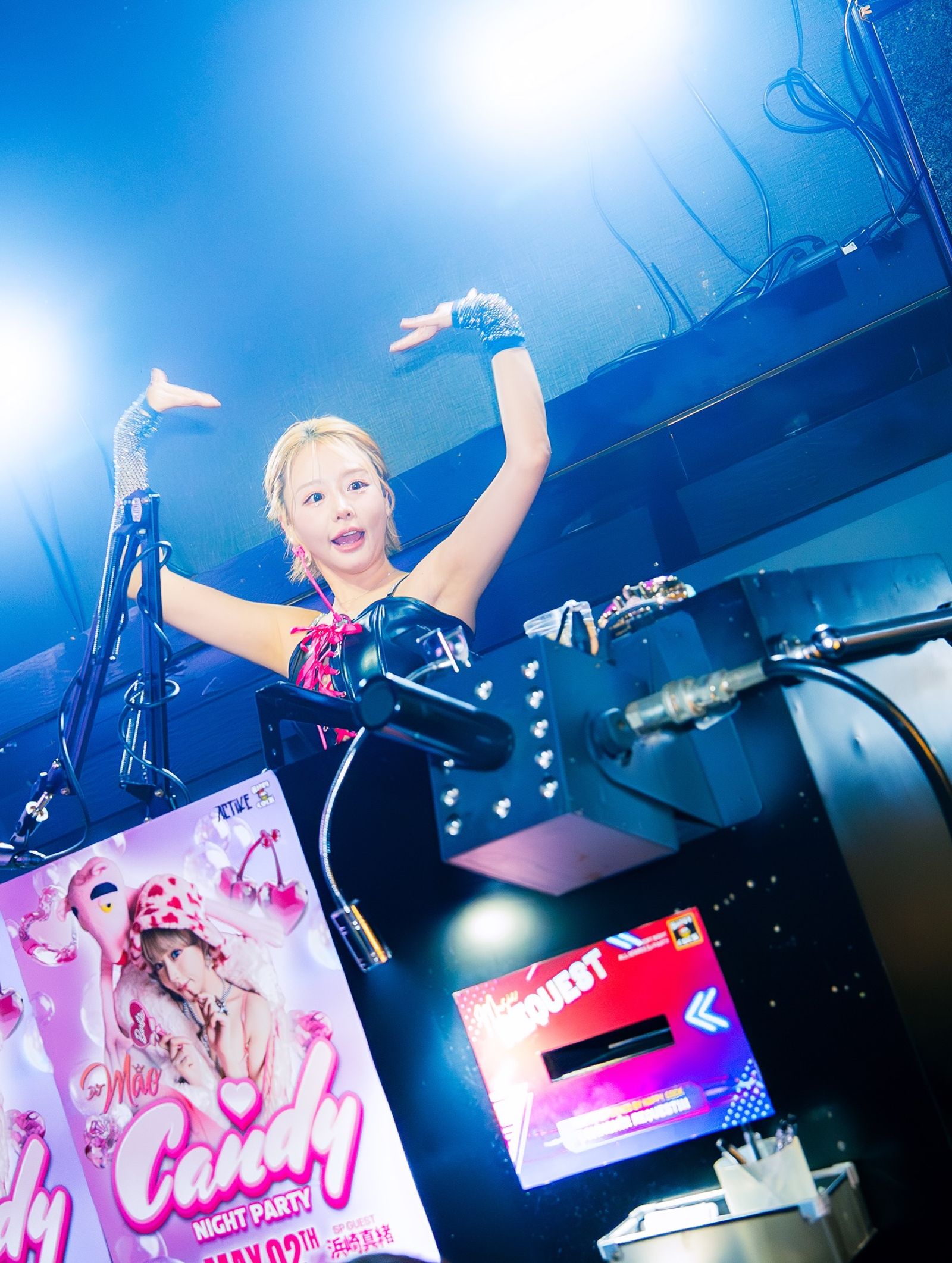 濱崎真緒自2017年以藝名「DJ MAO」活躍音樂圈，曾打入世界百大性感DJ榜。（圖／翻攝自濱崎真緒INS）