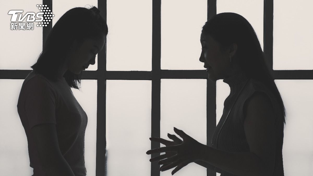 不孝養女回家只為偷錢!還淪詐欺犯 她忍痛「斬斷26年母女情」