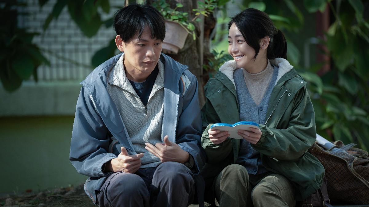 《我們與惡的距離 II》黃鐙輝(左)挨謝欣穎巴掌。(圖/CATCHPLAY+、公視、大慕可可提供)