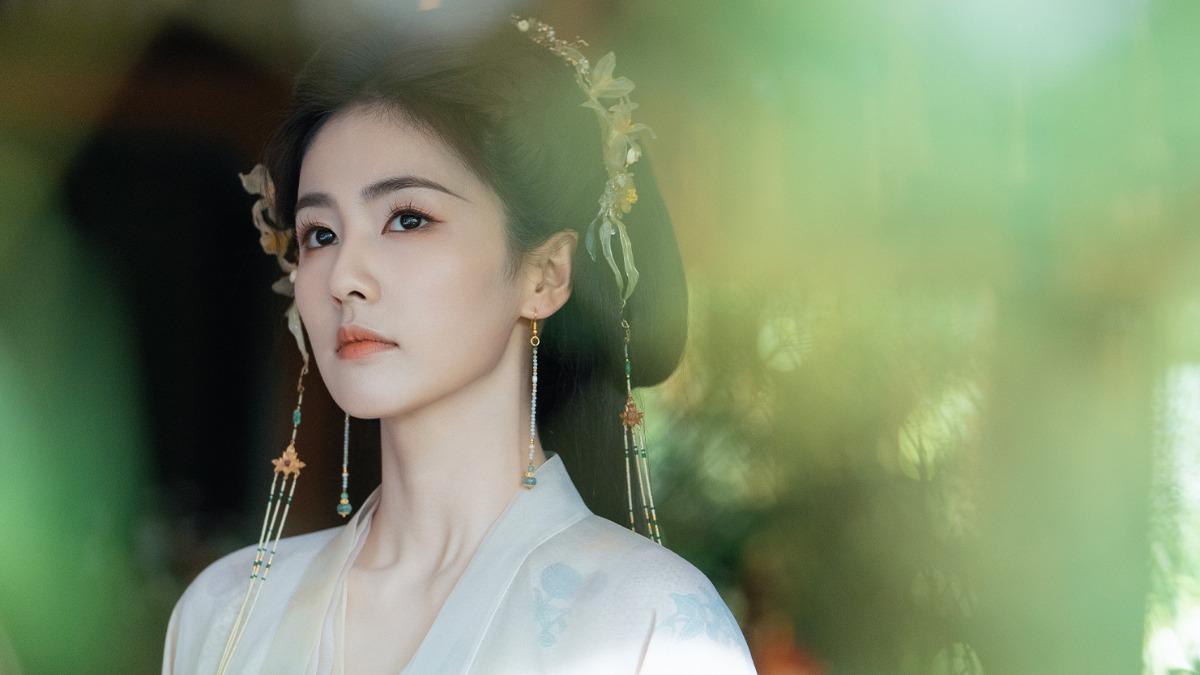 《臨江仙》白鹿虐戀曾舜晞三婚三離。（圖／iQIYI提供）