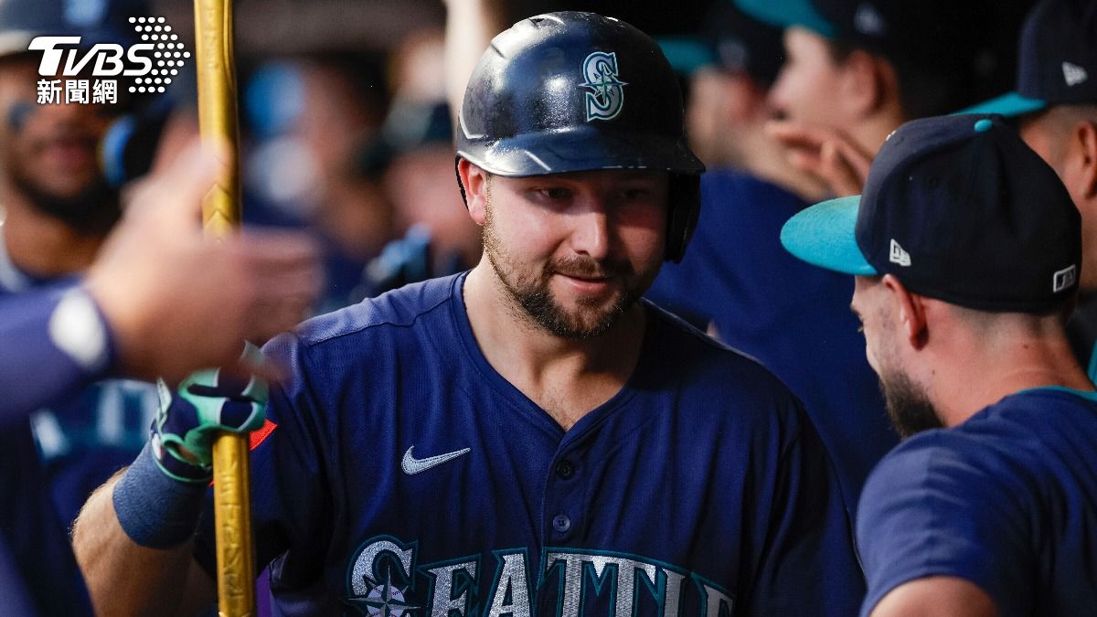 MLB/連4場炸裂!水手重砲羅里本季第32轟 寫隊史傳奇