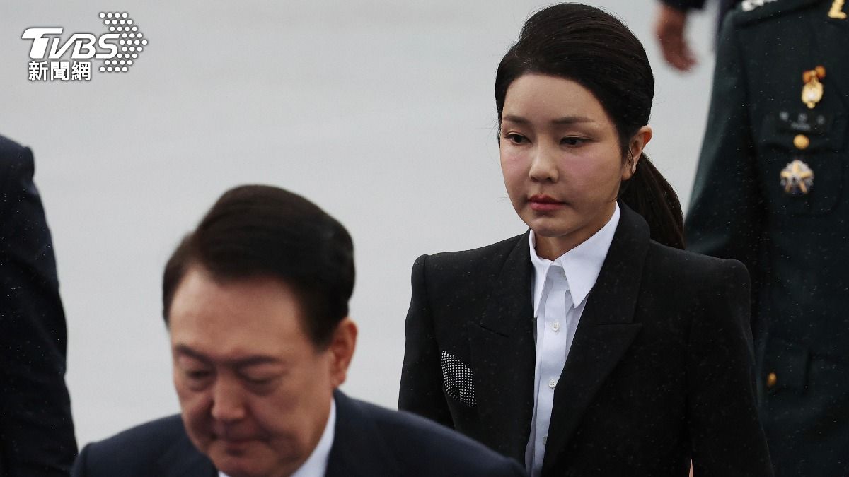 論文抄襲風波再起!韓前總統夫人金建希碩士遭撤、博士學位恐難保
