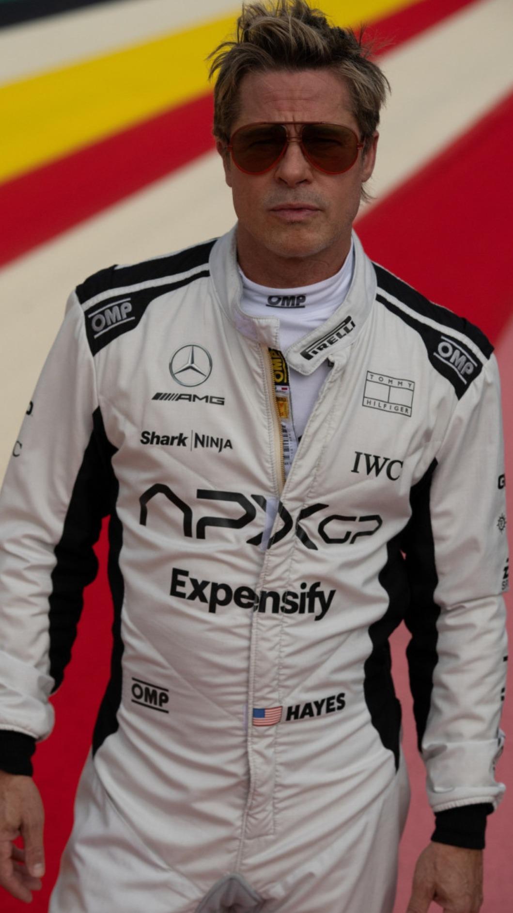 布萊德彼特在《F1電影》飾演資深賽車手。(圖/華納兄弟提供)