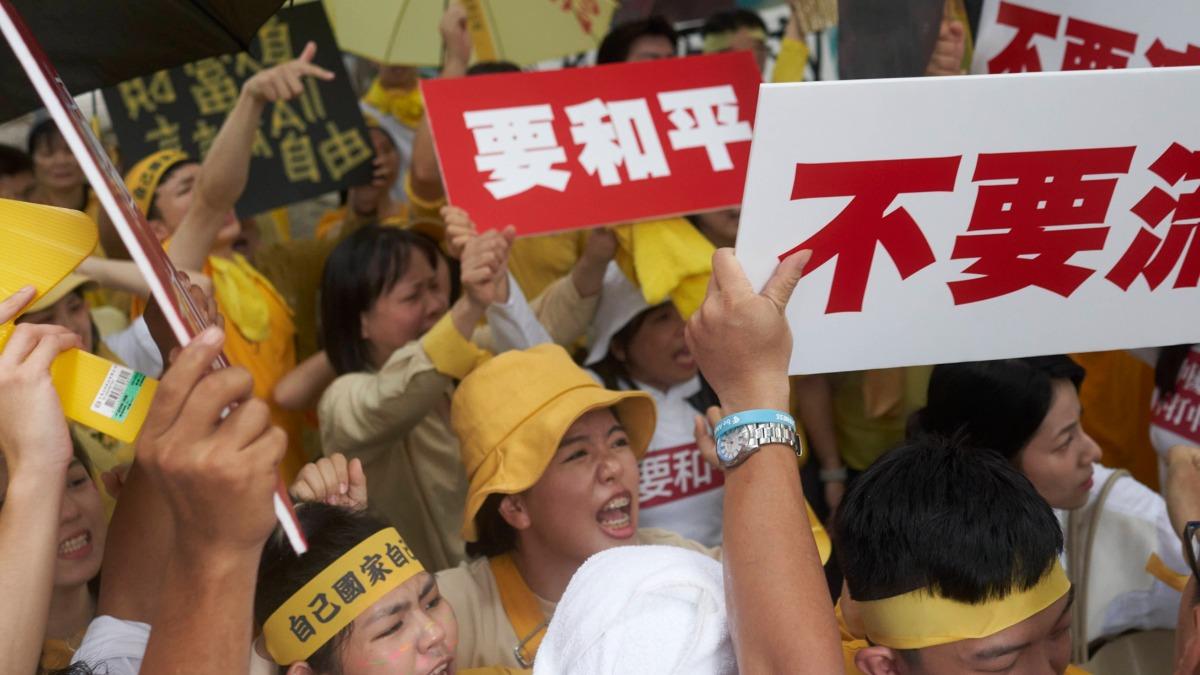 《零日攻擊》真實呈現街頭抗爭。（圖／牽猴子提供）