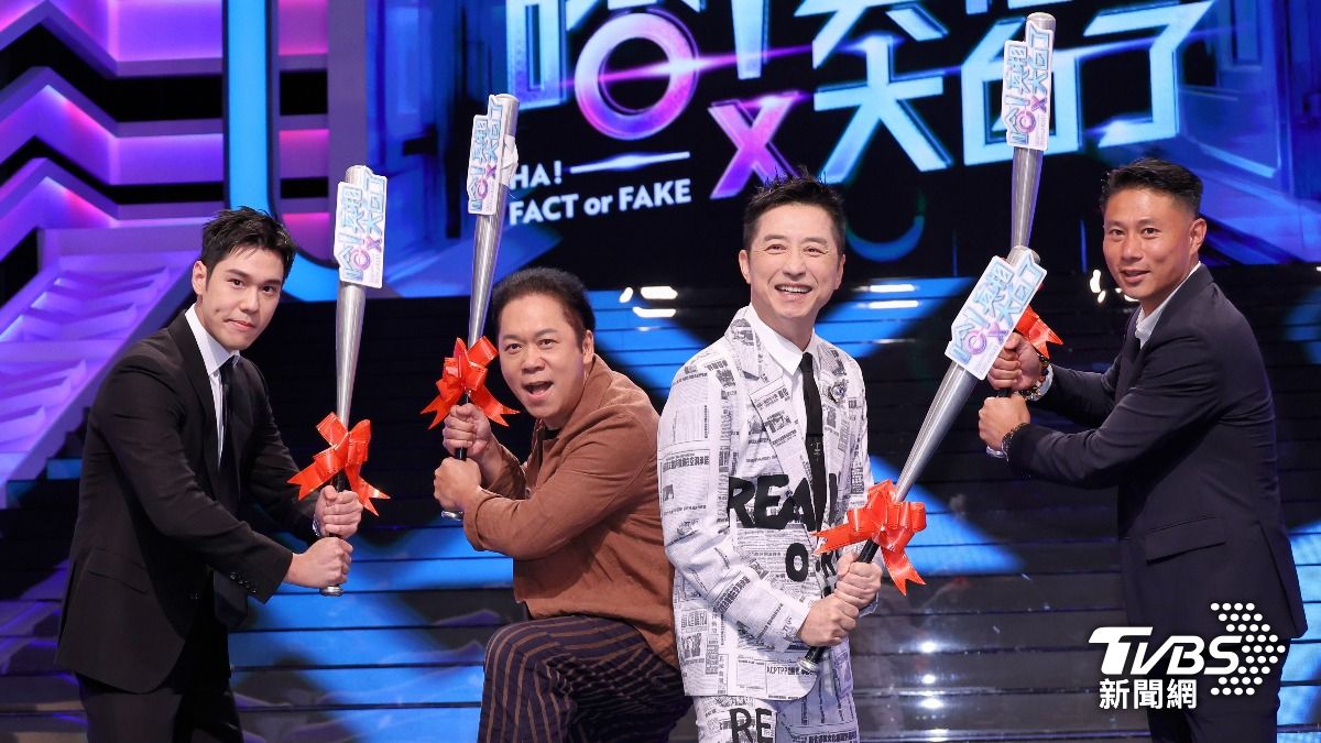 周予天、阿亮、哈林和彭小刀進棚錄影。(圖/張哲鳴攝)