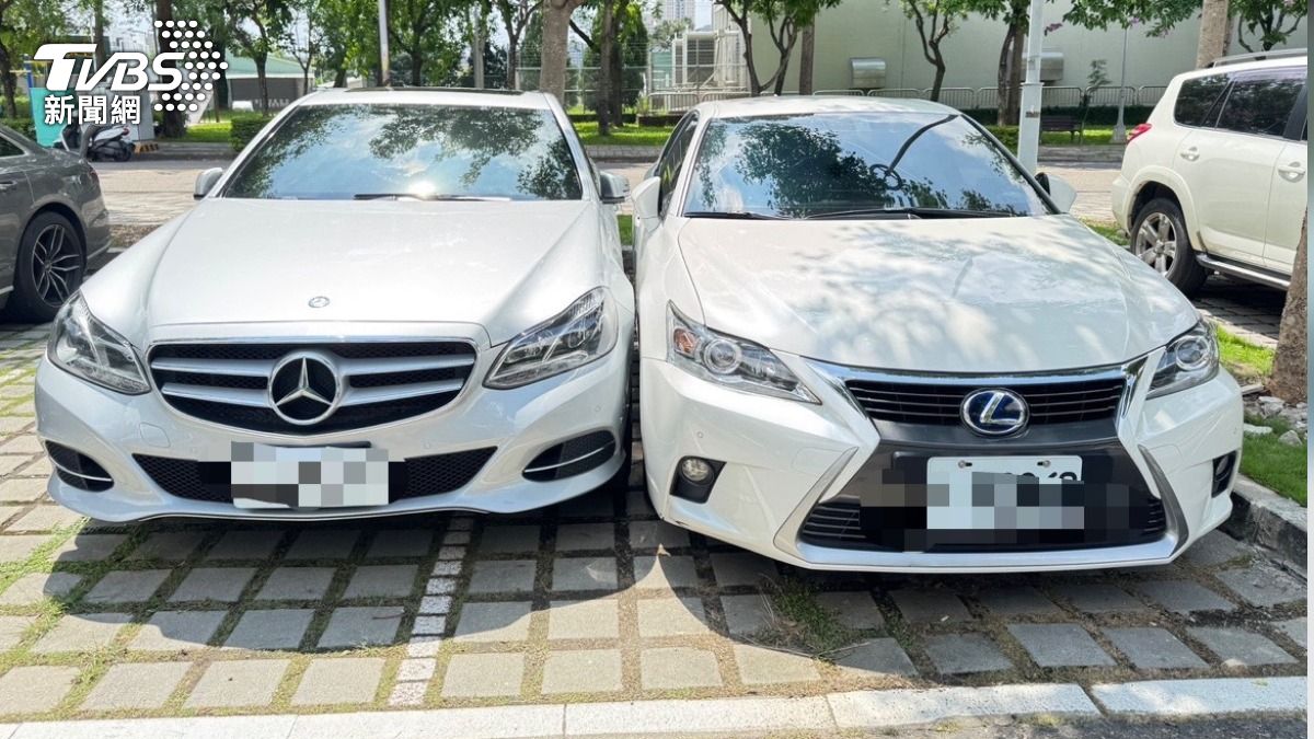 獨/公德心?台中賓士「一車佔2格」 他近距離復仇被讚翻