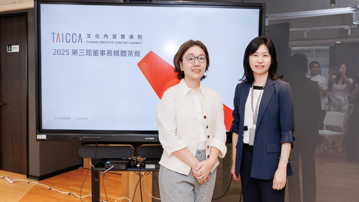 文策院董事長王時思（左）和代理院長胡婷俐。(圖／文策院提供)