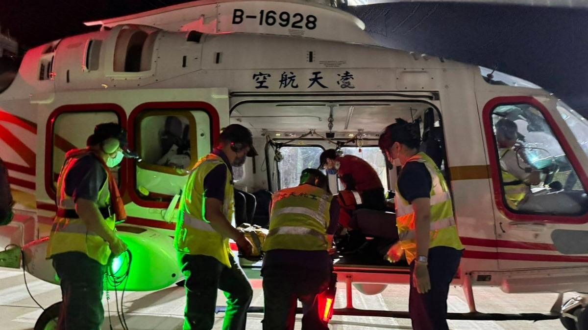 澎湖騎車自撞女騎士眼球破裂 深夜直升機急送台中搶救