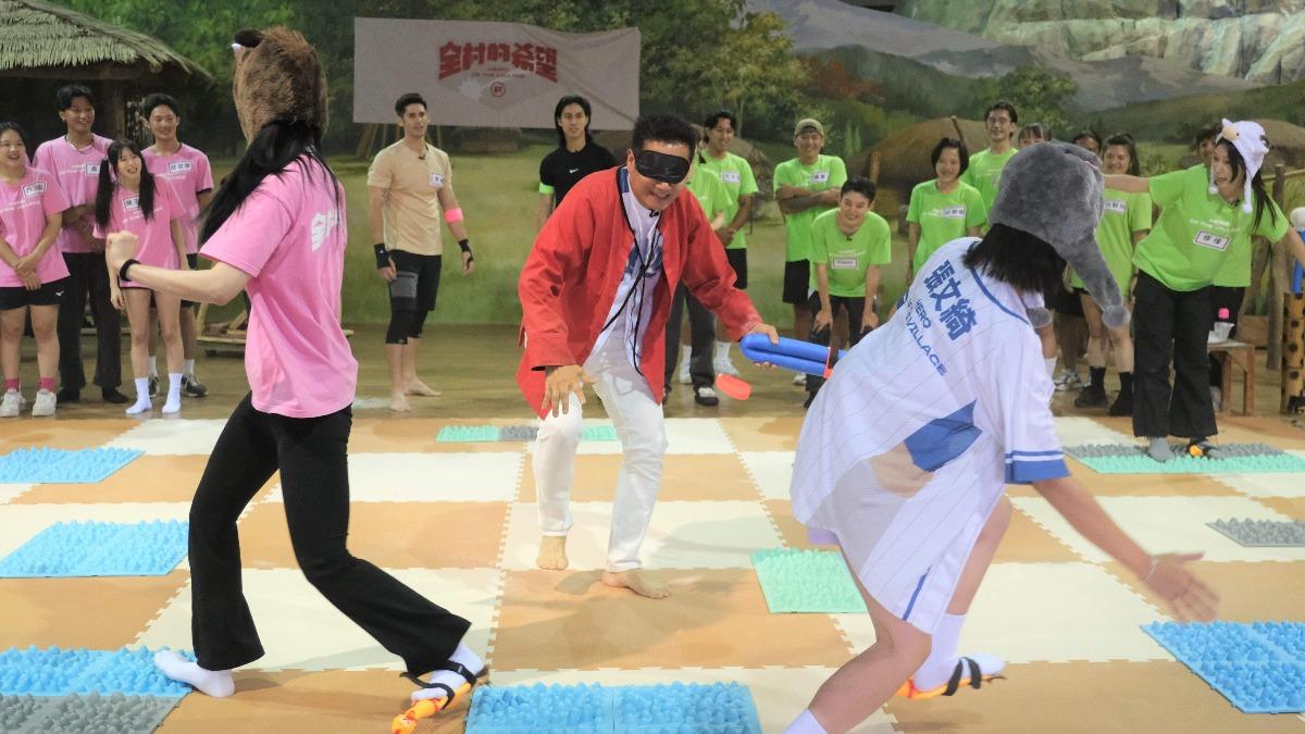 徐乃麟玩到要升天了。(圖/東森綜合台提供)