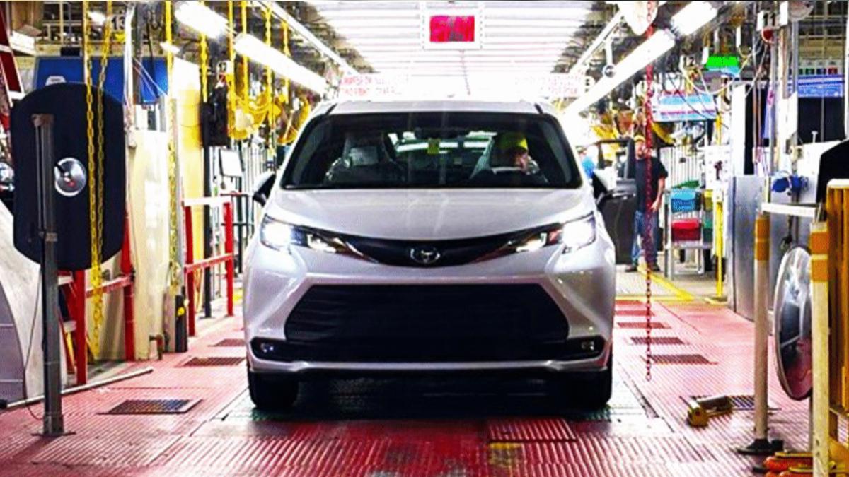 Toyota實踐永續發展策略,提供涵蓋HEV油電、PHEV插電式油電、BEV純電與FCEV氫燃料電池等多達電氣化車型。(圖/Toyota提供)