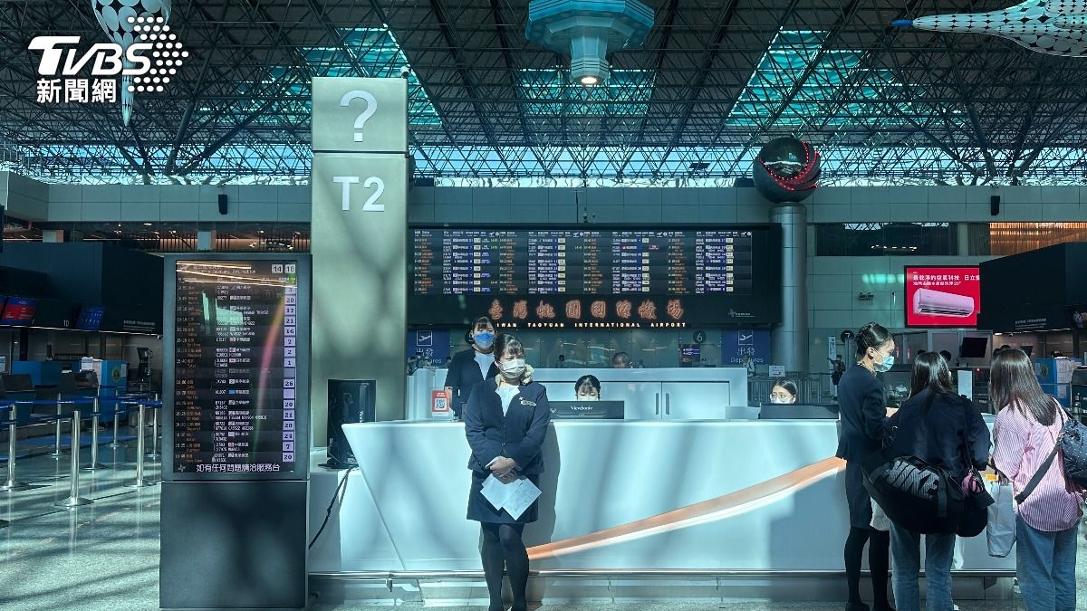 國門「洞」開！桃機二航女廁疑遭裝針孔　航警清查回應了