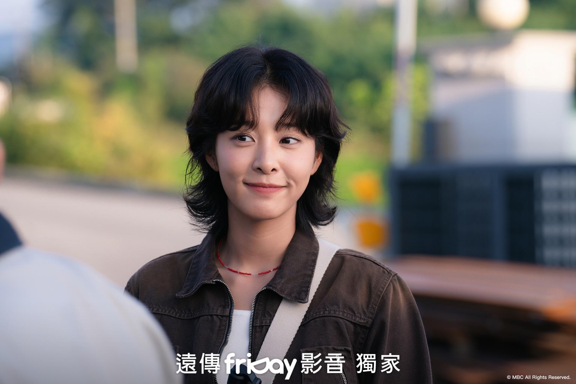 薛仁雅在劇中是小辣椒般的存在，戲外也比兩個大男生還MAN。（圖／friDay影音提供）