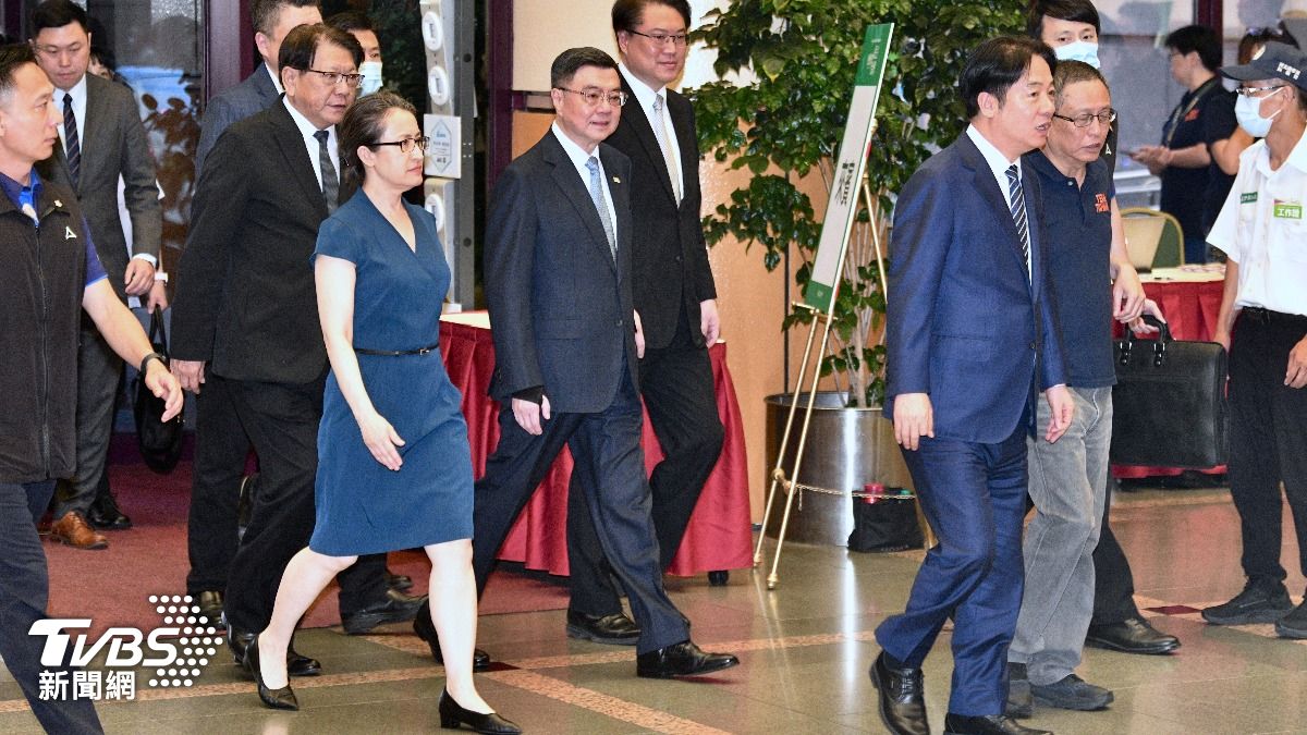 蕭美琴與賴清德一同出席全代會。(圖/胡瑞麒攝)