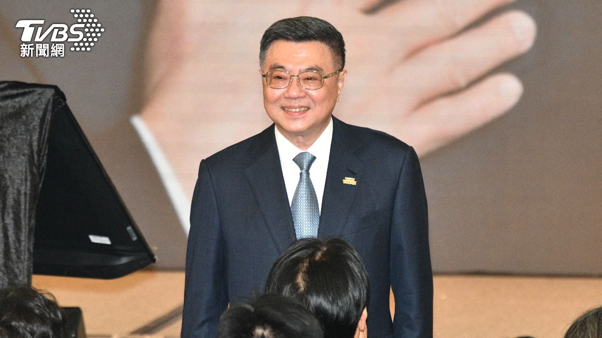 民進黨全代會行政院長卓榮泰報告一年施政成果和挑戰。(圖／胡瑞麒攝)