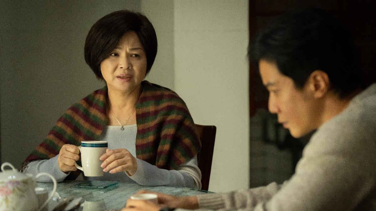 楊貴媚看兒子不順眼。(圖/CATCHPLAY+、公視、大慕可可提供)