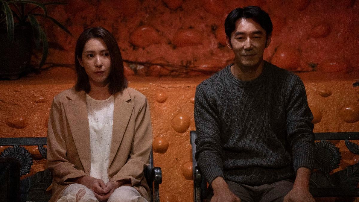 《拜六禮拜》楊晴(左)跟李李仁談離婚。(圖/華視提供)