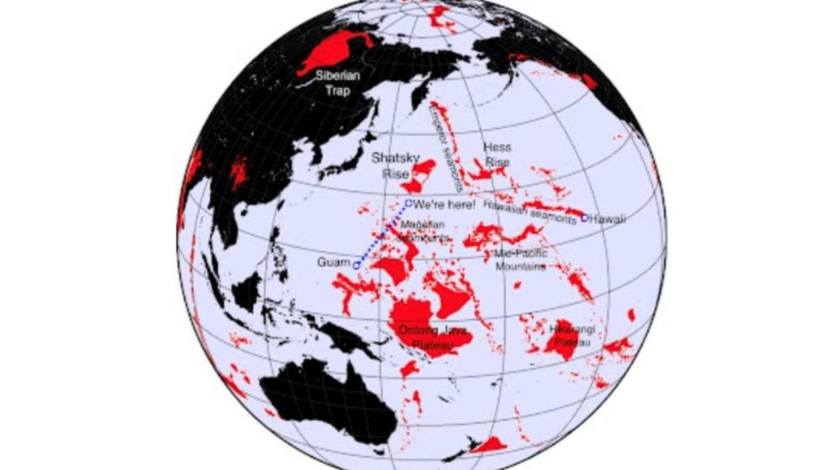 郭鎧紋強調,3座海底火山很難釀大災難、大地震。(圖/郭鎧紋提供)