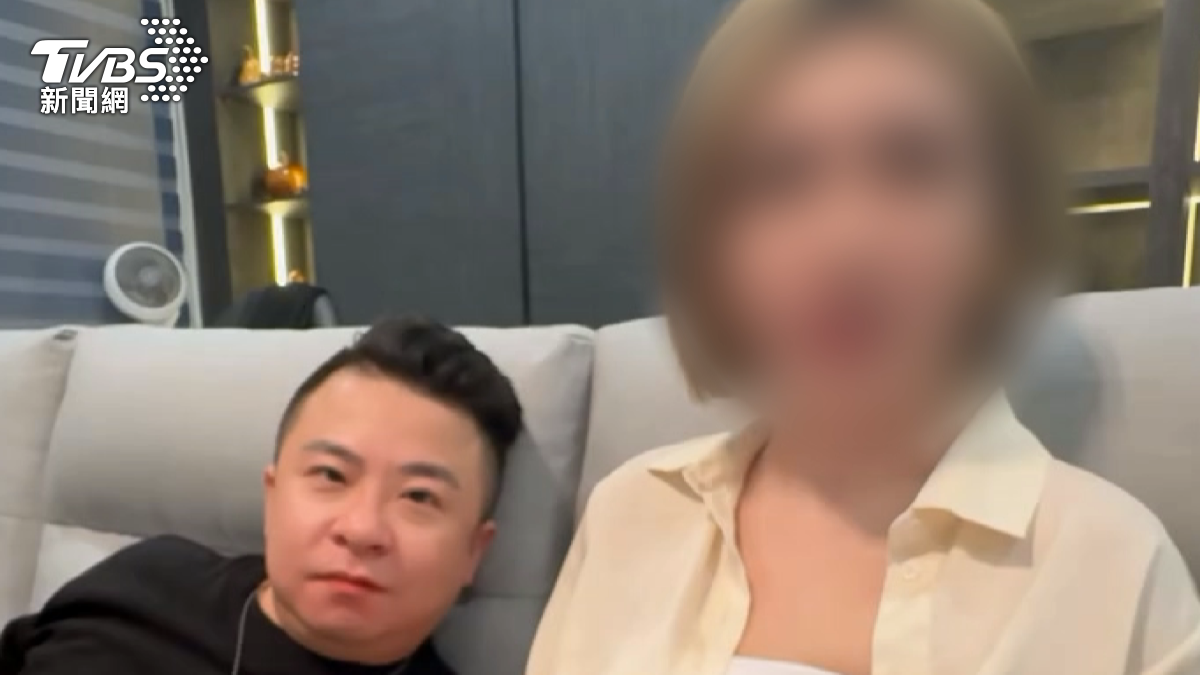 網紅疲老闆指控妻子外遇員警與藥師。(圖/翻攝疲老闆臉書)