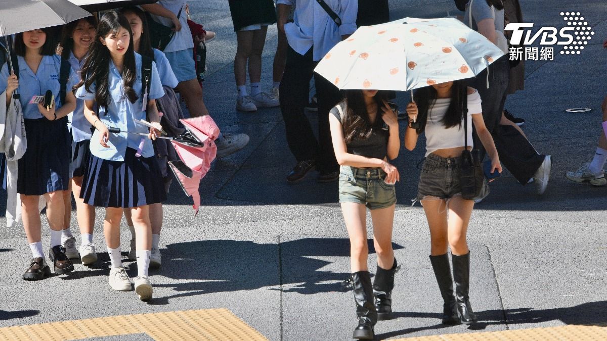 炎夏卻心情鬱卒!醫曝「夏季憂鬱」釀失眠焦慮 4招改善