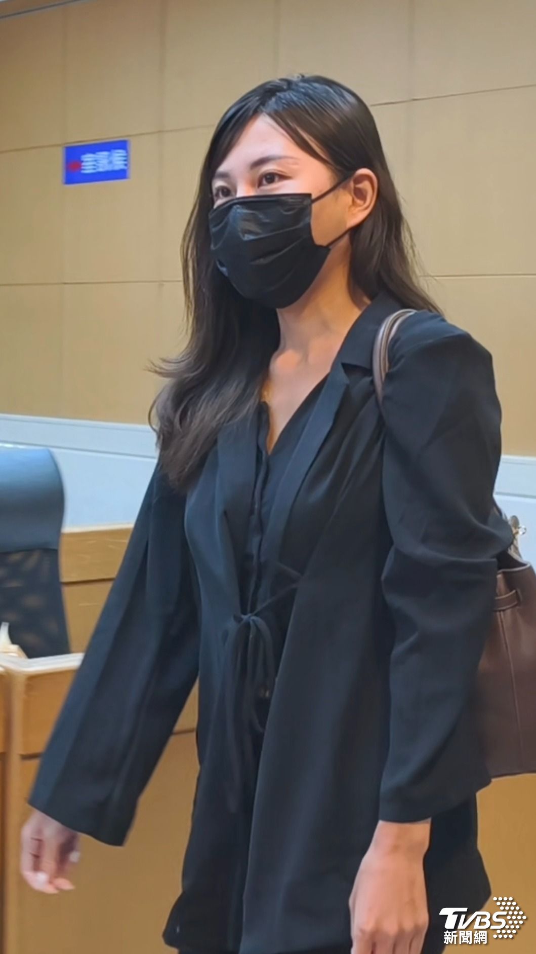 「仙塔律師」李宜諪活躍於社群媒體,曾立下「每日一帖,直到我買下整層律師樓」的豪語。(圖/陳冠宇攝)