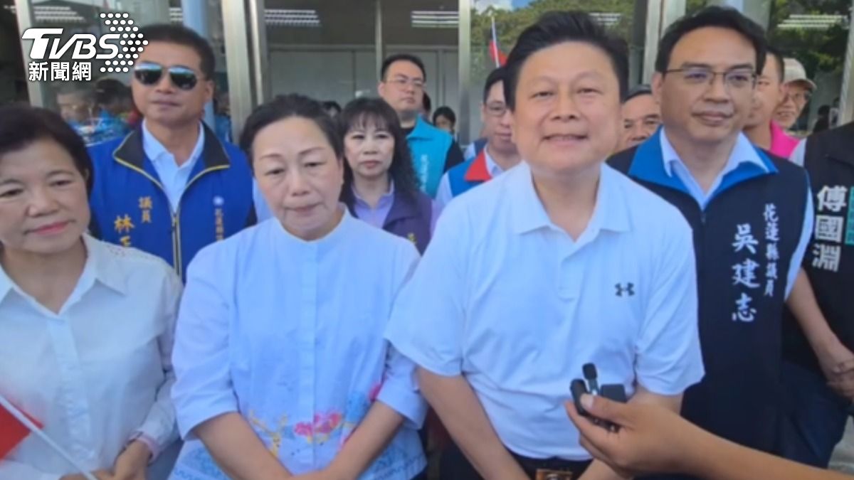 立委傅崑萁今受訪痛批檢調進行政治司法迫害追殺,導致「今天出人命了」。(圖/TVBS)