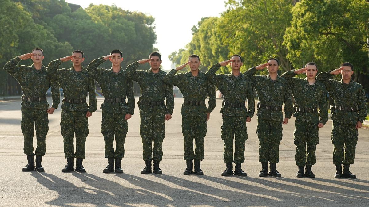 屌打王大陸閃兵團! 9「星兵」進駐成功嶺高強度受訓