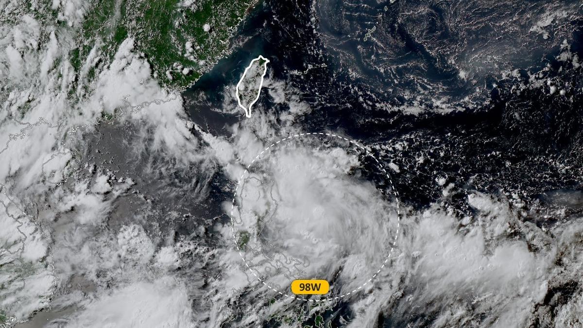 天氣/雙颱接力最新路徑曝! 這時間恐「通過台灣」