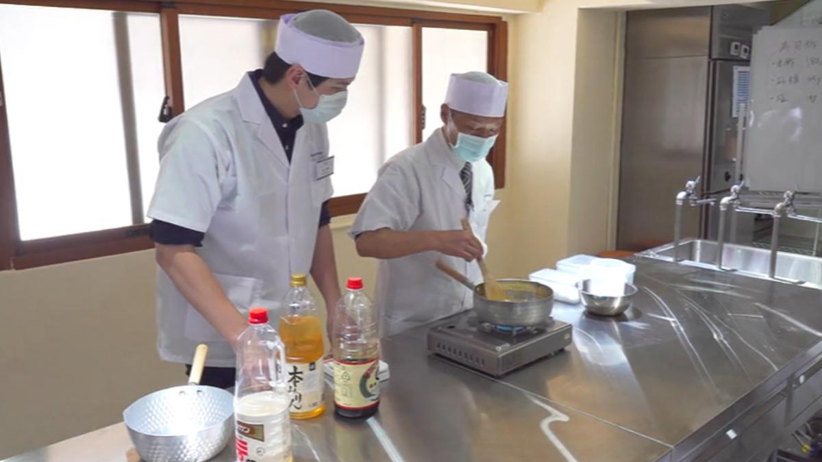 台灣開日首海外分校,24萬學費攻「米其林餐廳」。(圖/TVBS)