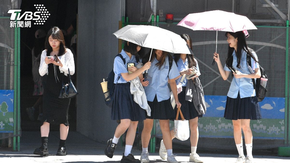 天氣/極端高溫火力全開!大台北變烤箱 準颱風恐「路徑急轉」