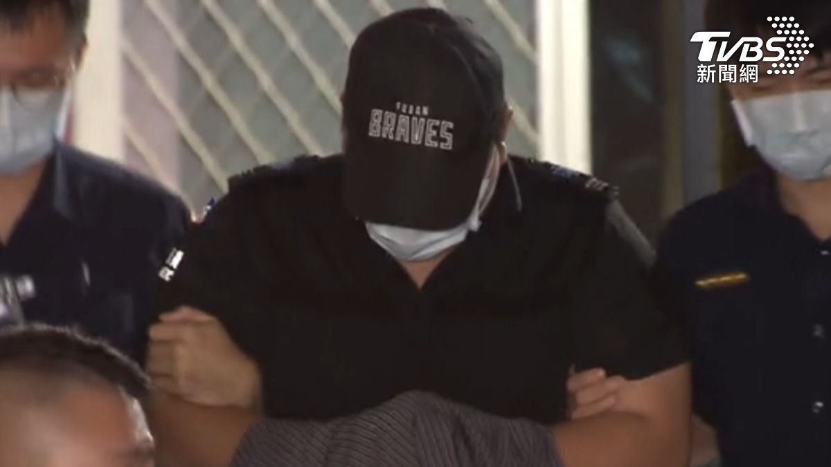 民間救護車無照駕駛撞死騎士，公司恐撤照。（圖／TVBS）