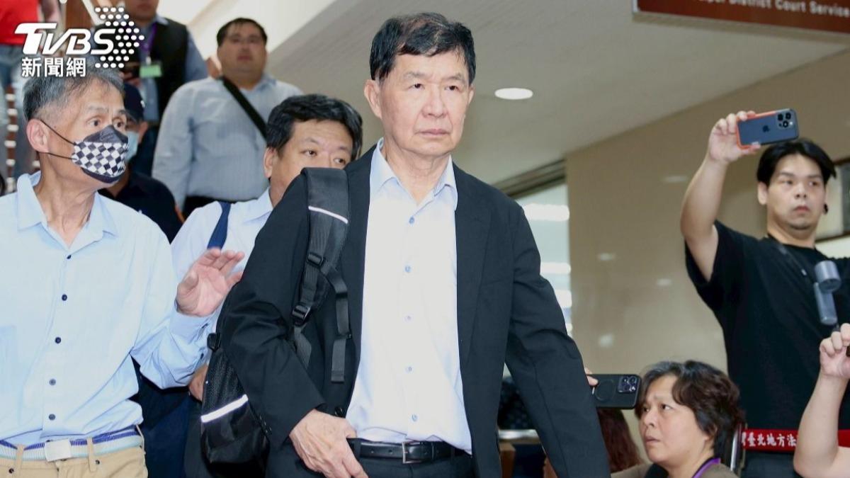 彭振聲妻子輕生!衛福部曝憂鬱7警訊:「覺得活著沒意義」是徵兆